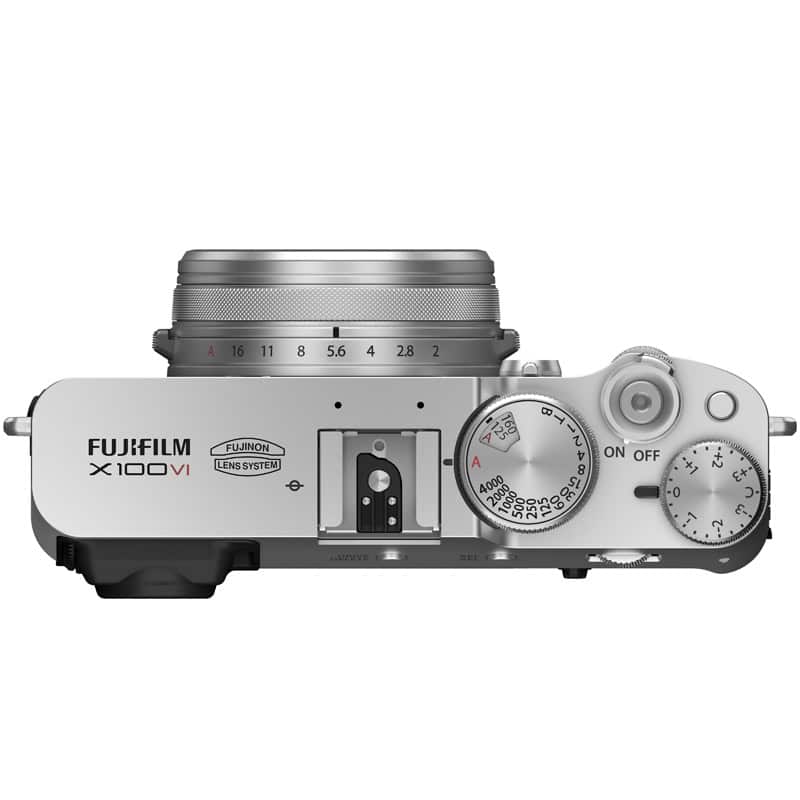 Fujifilm X100VI Kamera in Silber, Top-Ansicht, Nahaufnahme.