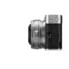 Fujifilm X-E5 Kamera mit XF23mm F2.8 R WR Objektiv, silber.